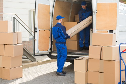 Movers planning a residential move in South Kensington with packing and loading support