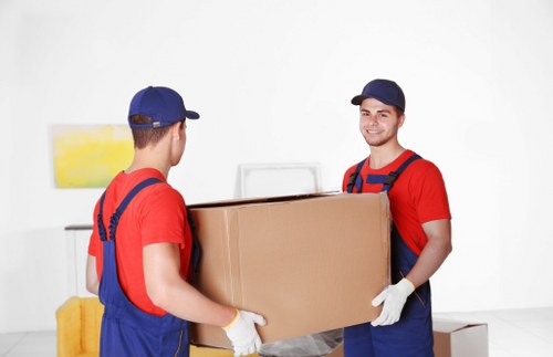 Local van moving service near South Kensington homes and flats