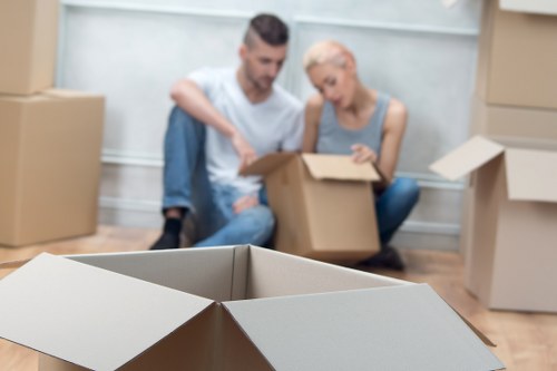 Furniture transport and delivery support for South Kensington customers