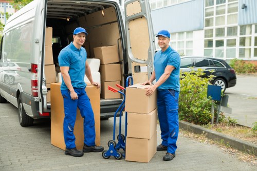 Packing and moving furniture for a flat removal in Southkensington