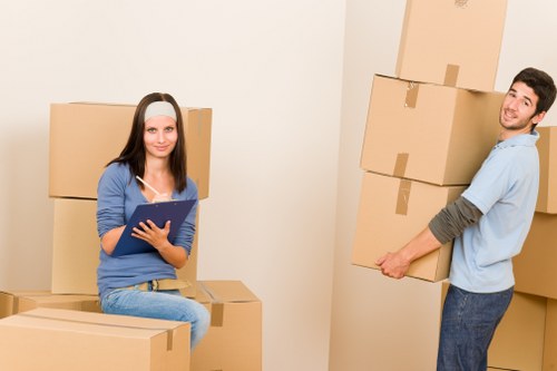 Packing and loading help for a local move in South Kensington
