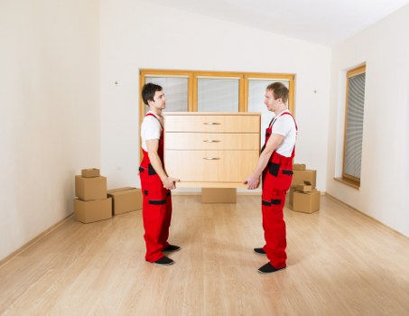 Local van transport for residential and commercial moves in South Kensington